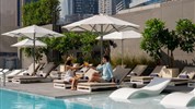Intercontinental Dubai Marina - EXTERIÉR - Pohled na bazén