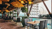 Hilton Dubai Jumeirah Beach - INTERIÉR - Restaurace - Posezení venkovní část