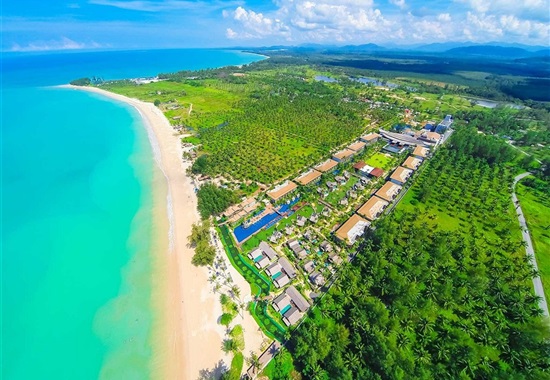 Graceland Khaolak Beach Resort - 