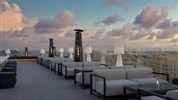 Mövenpick Resort Al Marjan Island - (Interiér) - Střešní bar