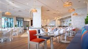 Ajman Hotel - (Interiér) - Restaurace