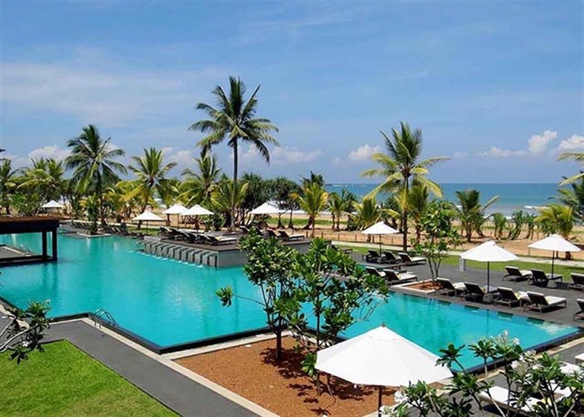 Centara Ceysands Resort & SPA