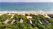 Uga Jungle Beach - Areál hotelu s pláží