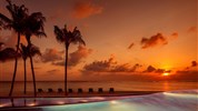 Radisson Blu Resort Maldives - (Exteriér) - Bazén