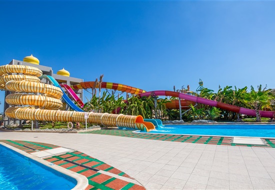 Aladdin Beach Resort - Egypt