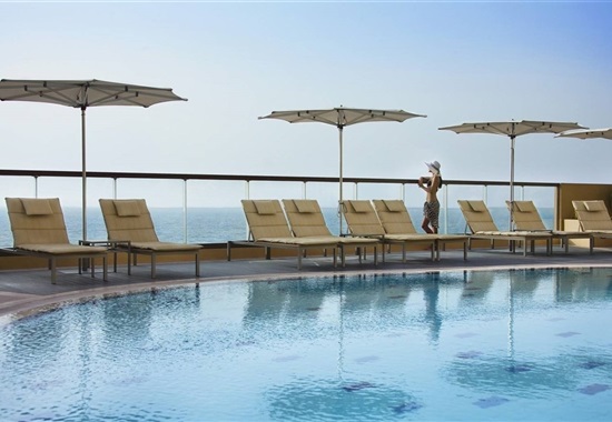 Amwaj Rotana Jumeirah Beach - 