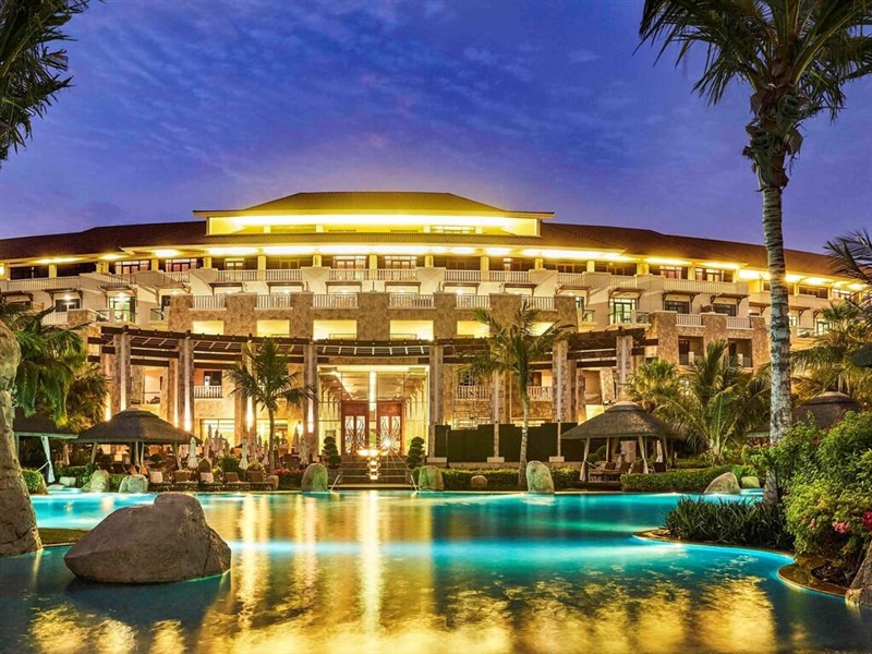 Sofitel Dubai The Palm Resort and Spa