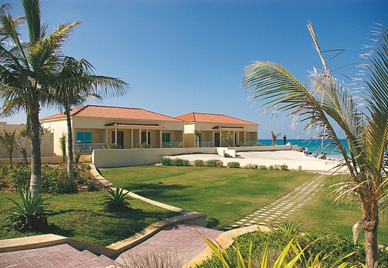 Umm Al Quwain Beach Hotel - 