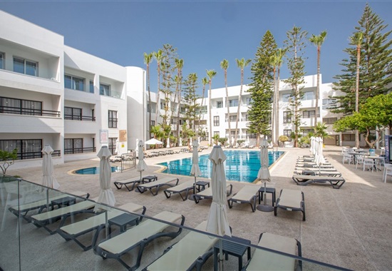 Anthea Hotel Apartments - 
