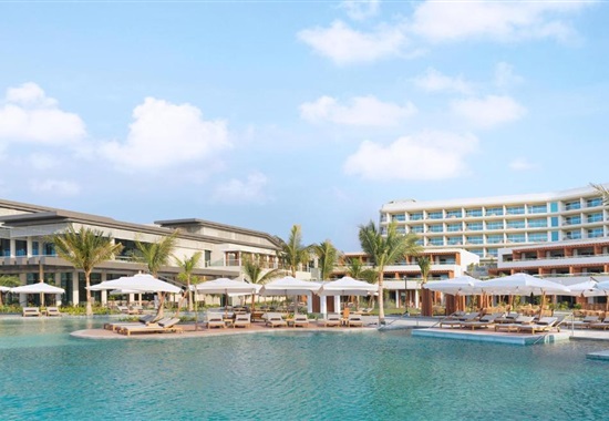 InterContinental Ras Al Khaimah Resort Mina Al Arab & Spa - 