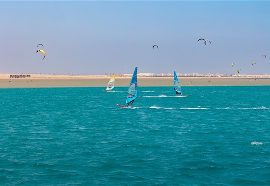 Palm Royale Resort Soma Bay - 
