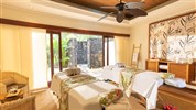 Crystals Beach Resort Belle Mare