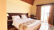 OTIUM SENSES ONATTI (ex. Onatti Beach Resort)