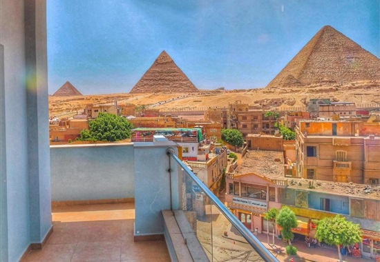Mamlouk Pyramids - Káhira