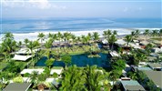 The Samaya Seminyak - Bazén a pláž