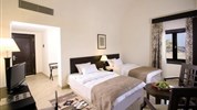 Rohanou Beach Resort