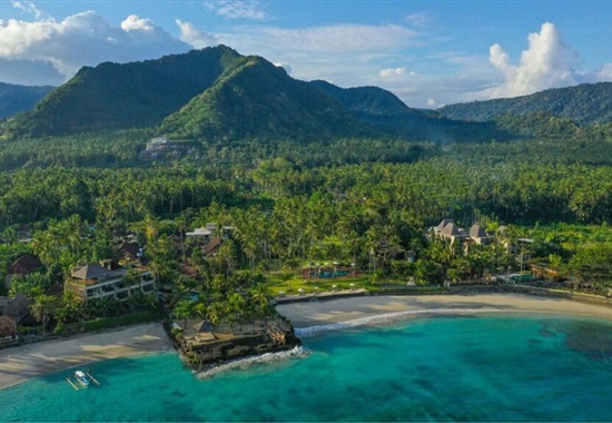 Candi Beach Resort - 