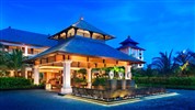 The St. Regis Bali Resort - Vstup do hotelu