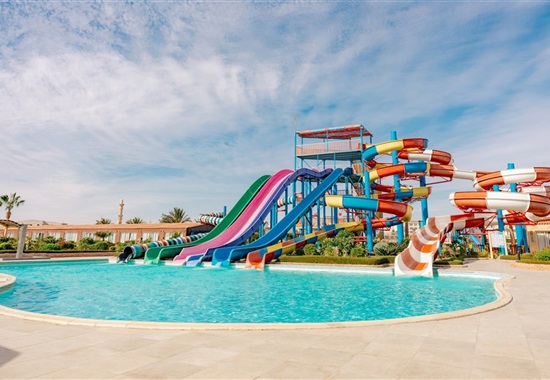 Sunrise Alora Aqua Park Resort - 